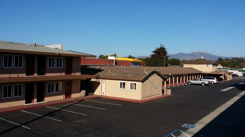 El Dorado Motel Salinas Exteriör bild