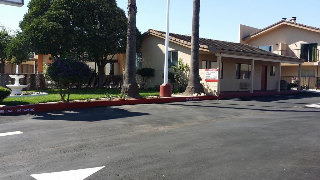 El Dorado Motel Salinas Exteriör bild