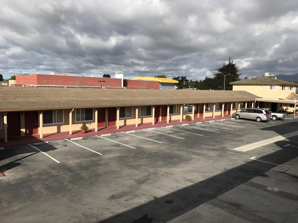 El Dorado Motel Salinas Exteriör bild